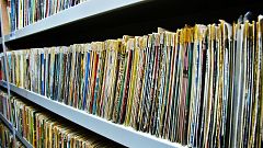 RTVE dona a la BNE 42.000 discos del archivo sonoro, que incluyen vinilos de los años cuarenta a los noventa
