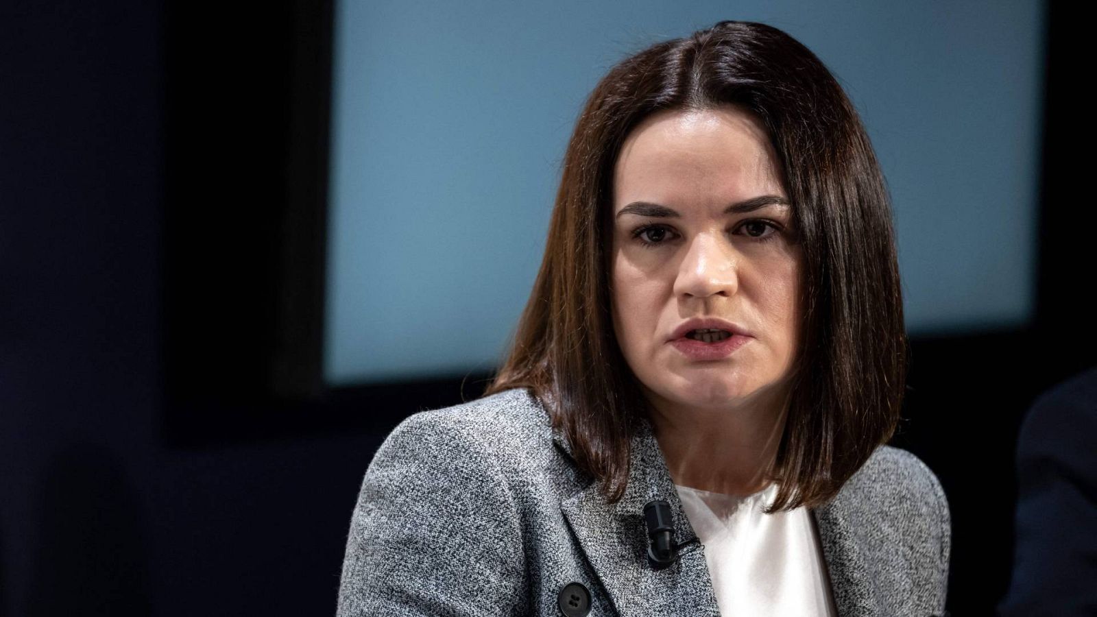 Bielorrusia condena en ausencia a la opositora Svetlana Tijanóvskaya a 15 años de cárcel