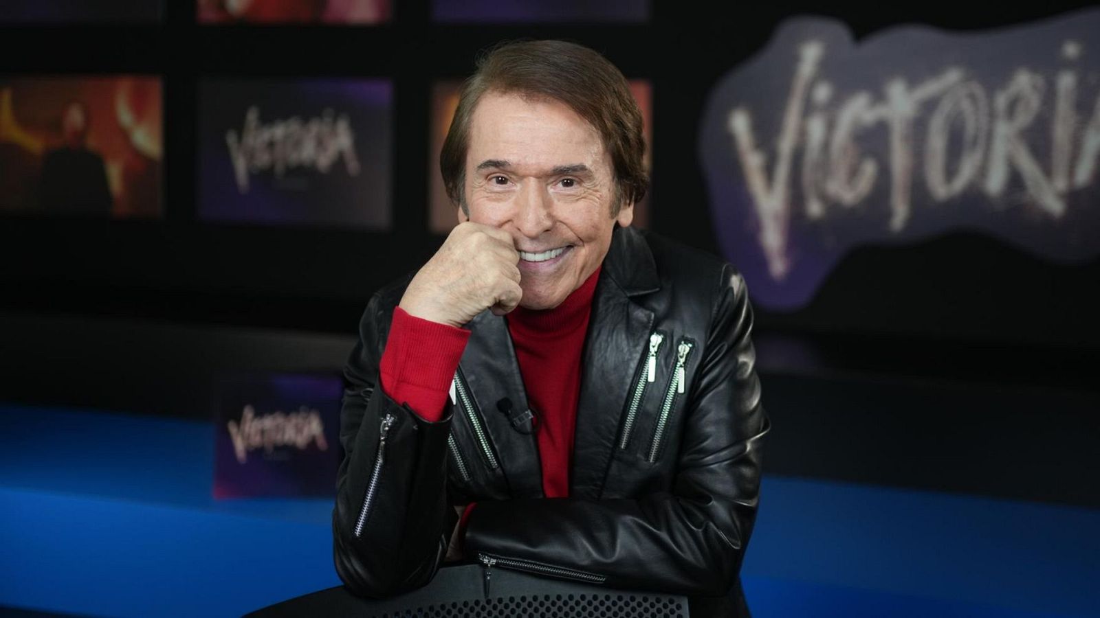 Raphael durante una entrevista