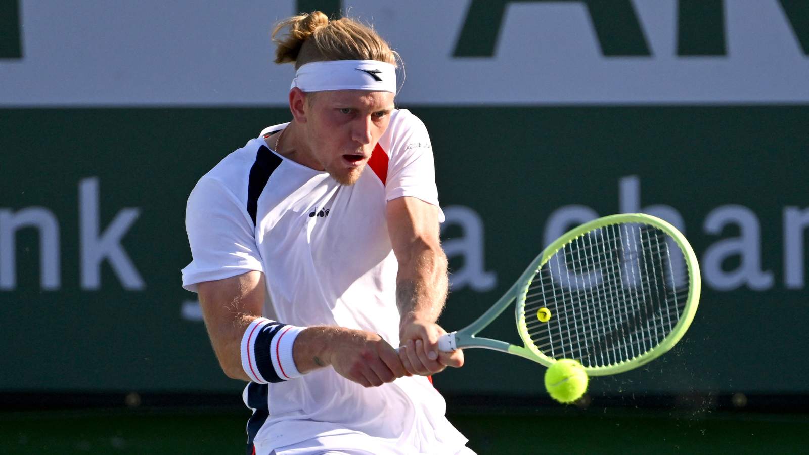 Davidovich somete a Garín y jugará los cuartos de Indian Wells