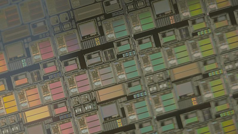 'La noche temática' aborda las guerras por el control de las materias primas