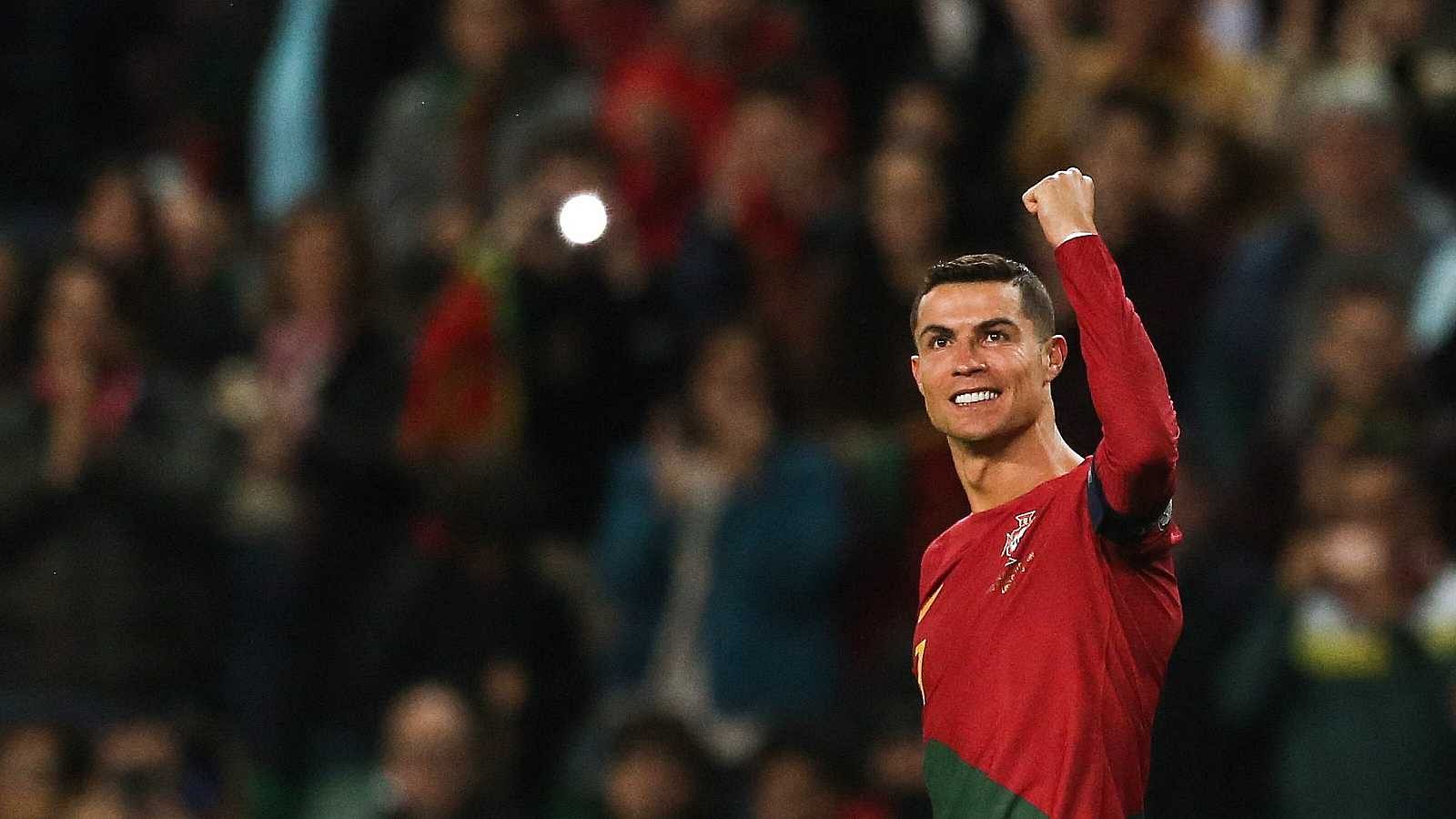 Un Cristiano Ronaldo de r�cord: el portugu�s se convierte en el futbolista con m�s internacionalidades de la historia 