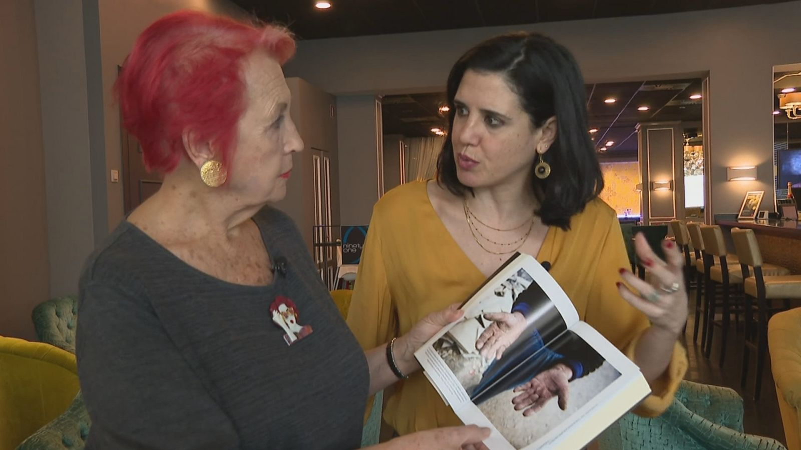 (De izquierda a derecha) Rosa María Calaf y Natalia Sancha en su entrevista para Objetivo Igualdad