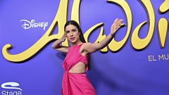 Blanca Paloma acude al estreno del musical de Aladdín para pedir un deseo al Genio de la Lámpara