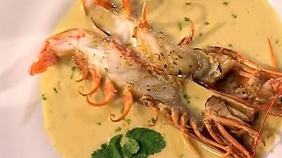 Receta de gamb�n con salsa de curry y leche de coco de Pilu