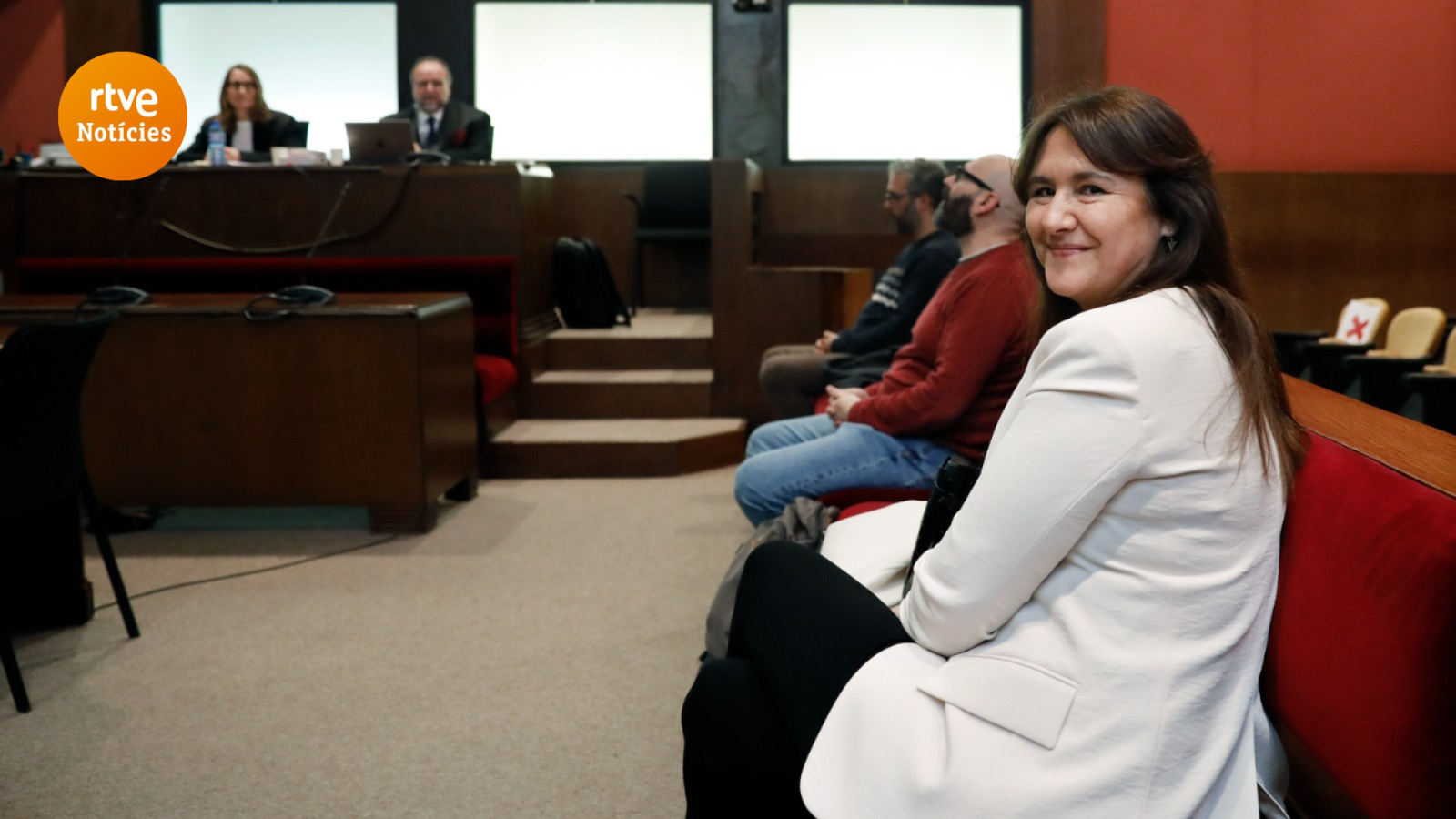 La presidenta suspesa del Parlament, Laura Borràs, en el TSJC on aquest dilluns es reprèn el judici contra ella