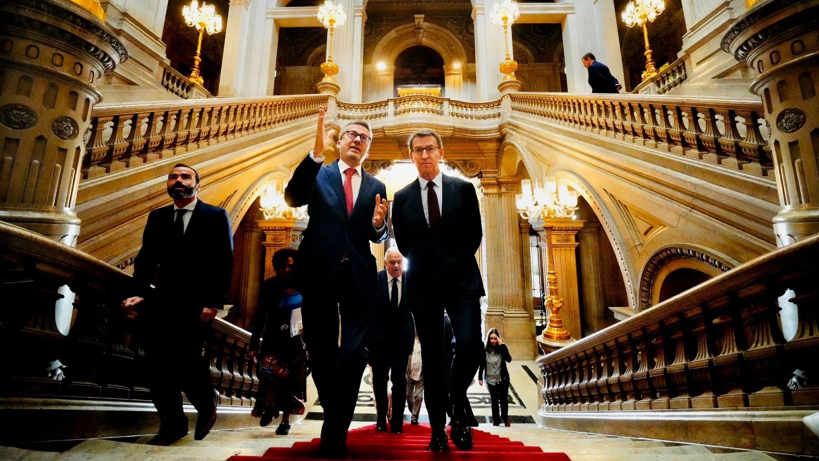 Alberto Núñez Feijóo y el alcalde de Lisboa