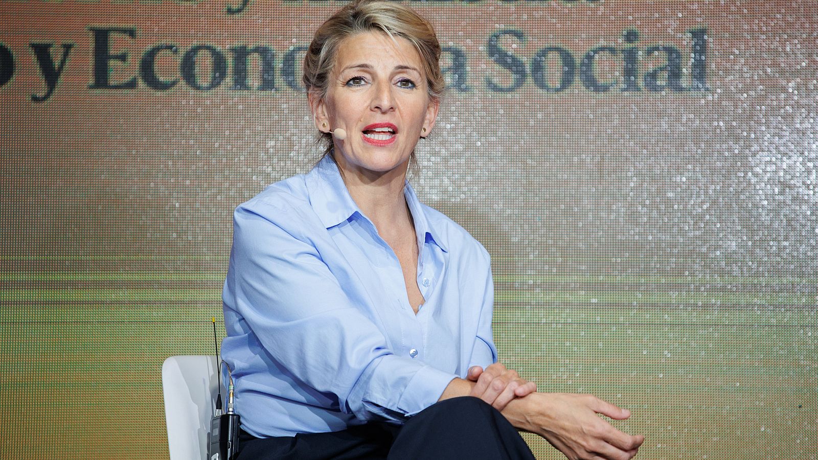 Yolanda Díaz avisa que no negociará con nadie hasta pasado el 28-M y asegura estar "harta de ser de hombres"