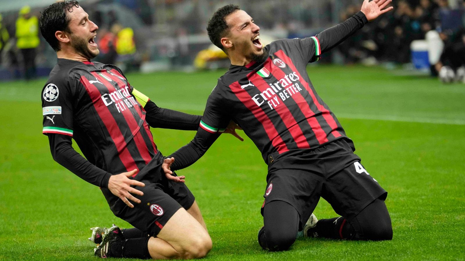 El Milan reduce al Nápoles