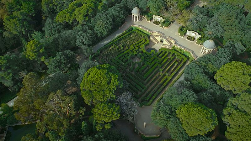 �Qu� secretos esconden los jardines del Laberinto de Horta de Barcelona? �Est� lleno de s�mbolos y enigmas!