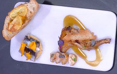 Receta de tres tapas de sardina ahumada, conejo y huevos a lo pobre de Alex