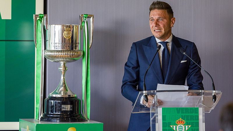 Joaquín seguirá en el consejo de administración del Betis y dirá adiós en un partido homenaje