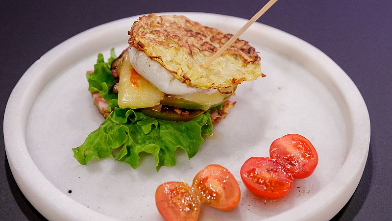 Receta de falso bocadillo vegetal con salami y huevo poch� de Francesc