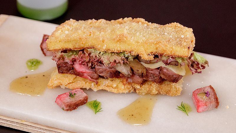 Receta de bocadillo de berenjena con lomo bajo y aceite de eneldo de Alex