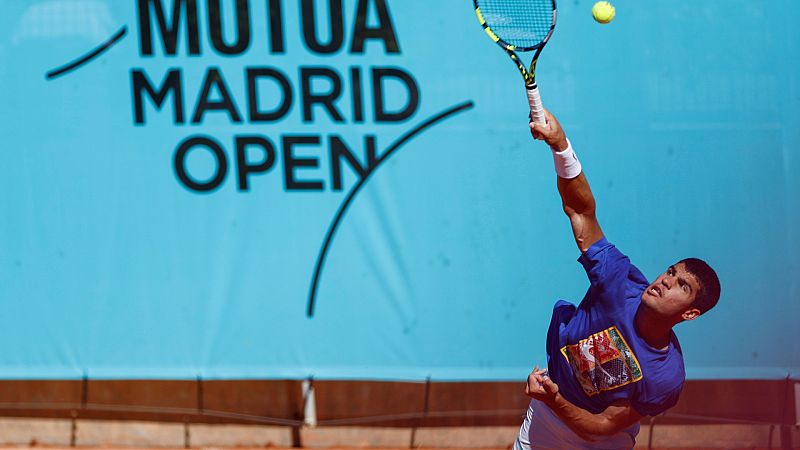 Horario y d�nde ver en TV hoy gratis el partido de tenis entre Carlos Alcaraz y Emil Ruusuvuori en el Mutua Madrid Open