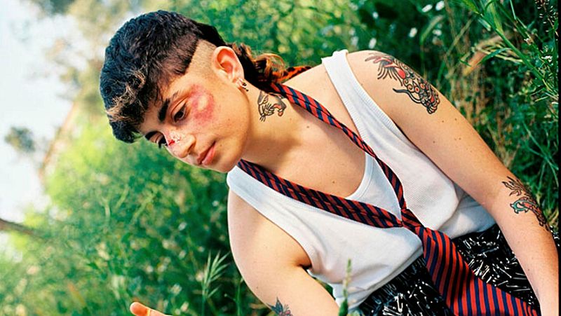 Momentazos de Jimena Amarillo: grabar en un armario, atraer r�fagas heterosexuales o sonar en el Mercadona