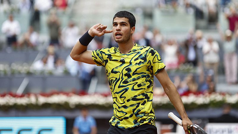 Carlos Alcaraz reacciona y supera a Emil Ruusuvuori, su primer obstculo en el Mutua Madrid Open 2023