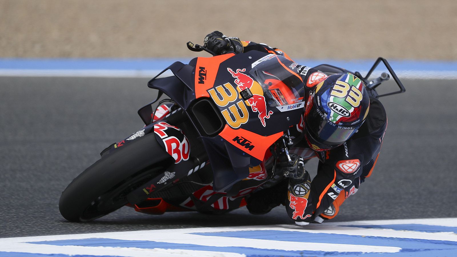 El sudafricano Brad binder y su KTM, los mejores de la carrera al sprint del GP de España