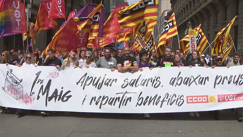Milers de persones s'han manifestat a Barcelona per reclamar millors sous