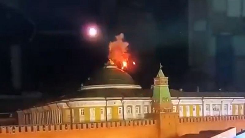 Rusia acusa a Ucrania de intentar matar a Putin en un ataque con drones sobre el Kremlin y Kiev lo niega