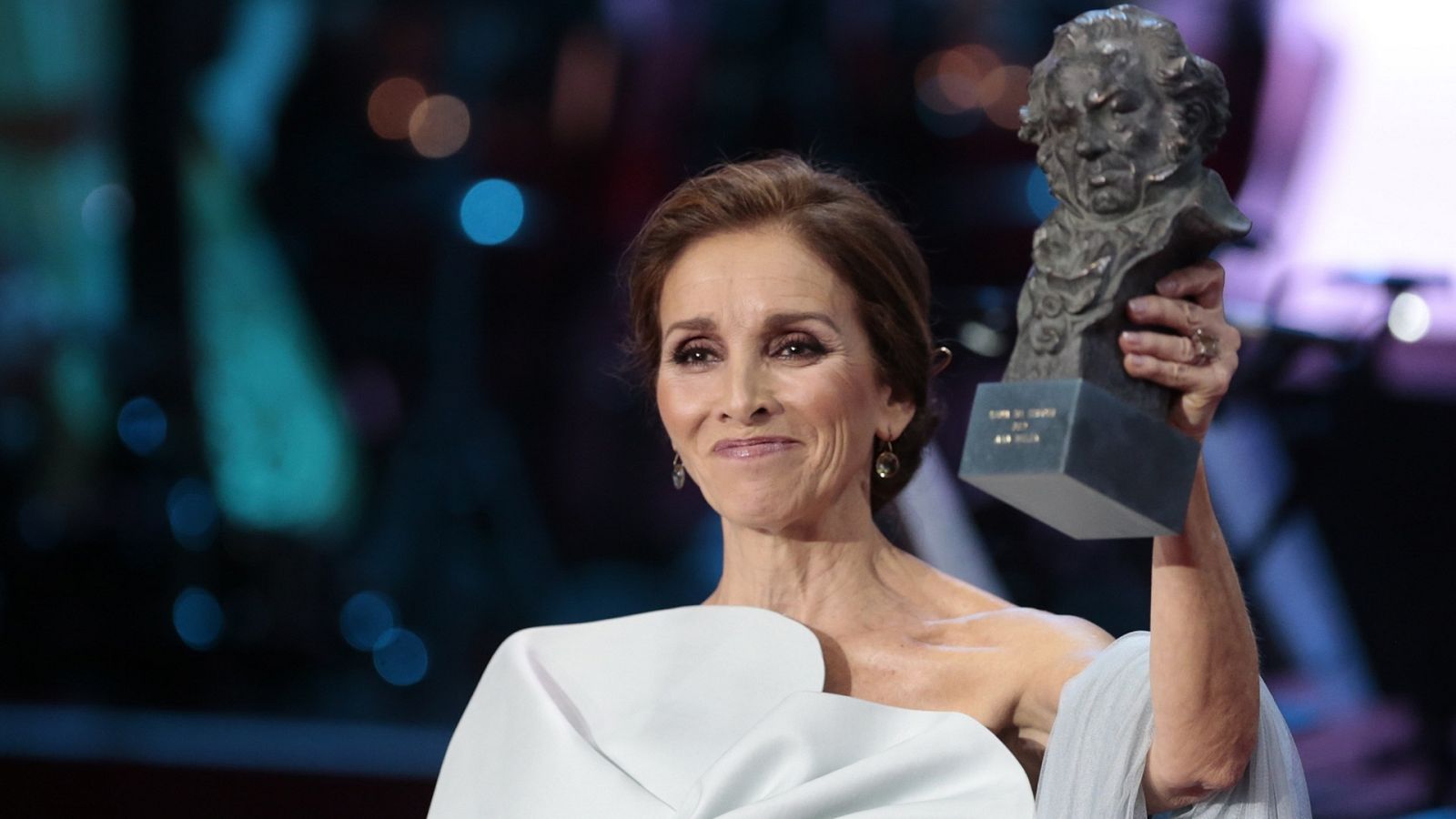 Ana Belén ha recibido numerosos premios y reconocimientos por su trabajo en el cine y la música