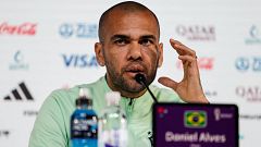 La jueza rechaza la petición de la defensa y mantiene a Alves en prisión por la presunta violación de una joven