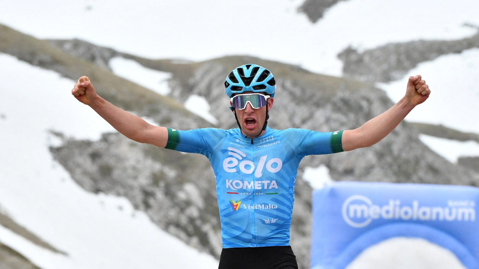 La primera etapa de montaña del Giro de Italia 2023, para Davide Bais tras una larga escapada.
