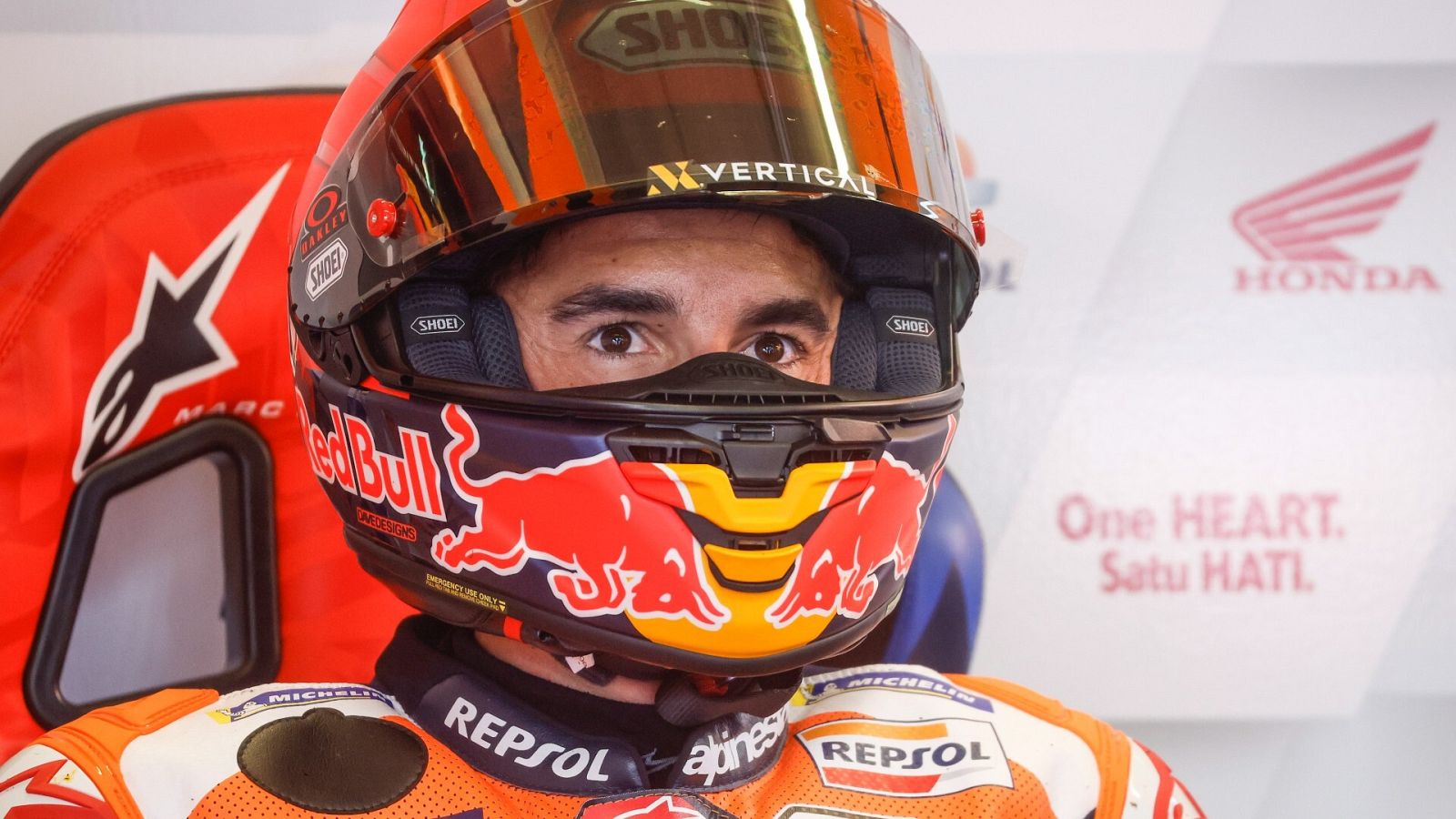 Marc Márquez, en su box durante el viernes en Le Mans