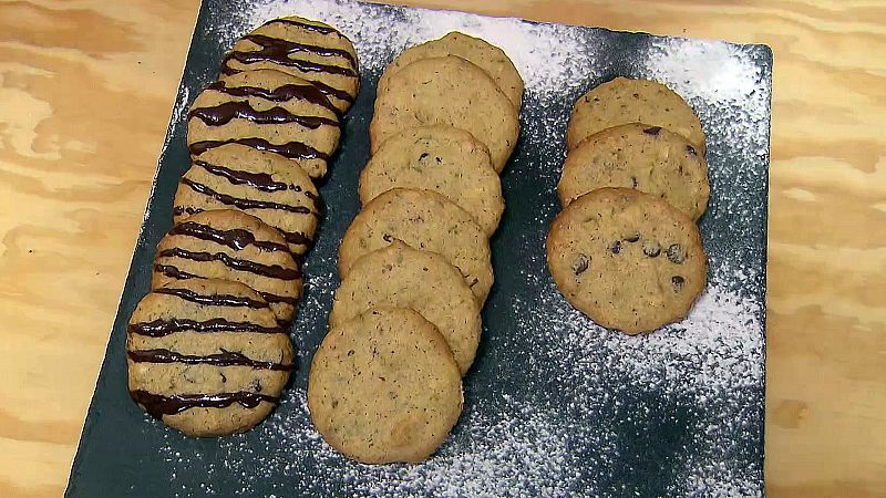 Receta de galletas caseras de frutos secos y chocolate. �Las cookies m�s nutritivas!