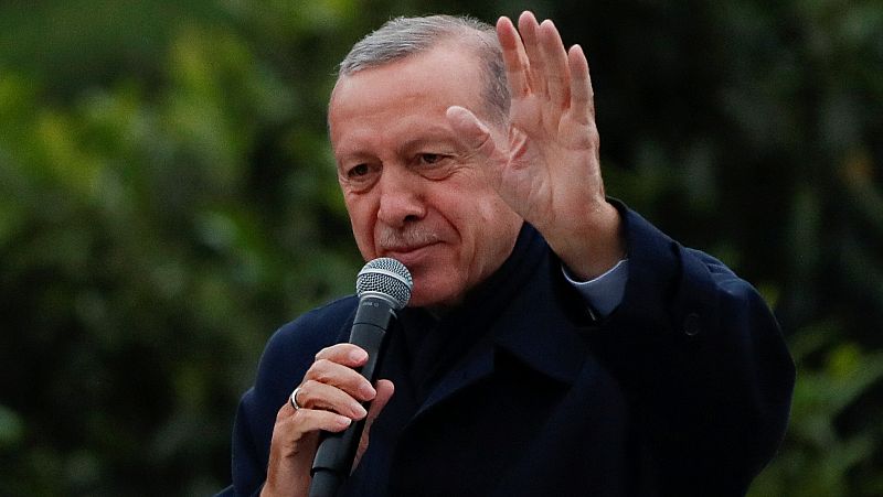Erdogan gana unas elecciones presidenciales inéditas y se encamina a liderar Turquía un cuarto de siglo
