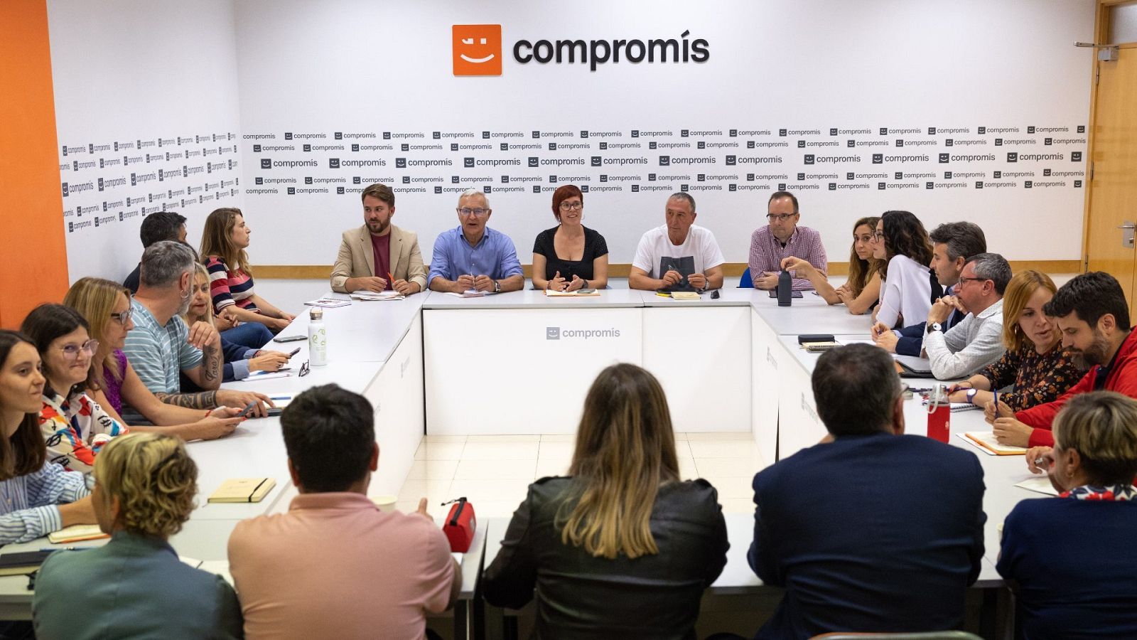 La ejecutiva de Compromís analiza su descenso en el número de escaños