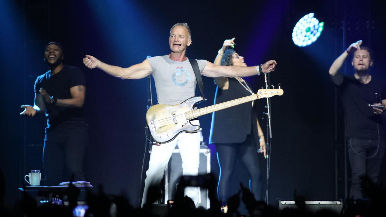 El músico británico Sting durante su concierto en el Bilbao Arena, donde inicia su gira europea.