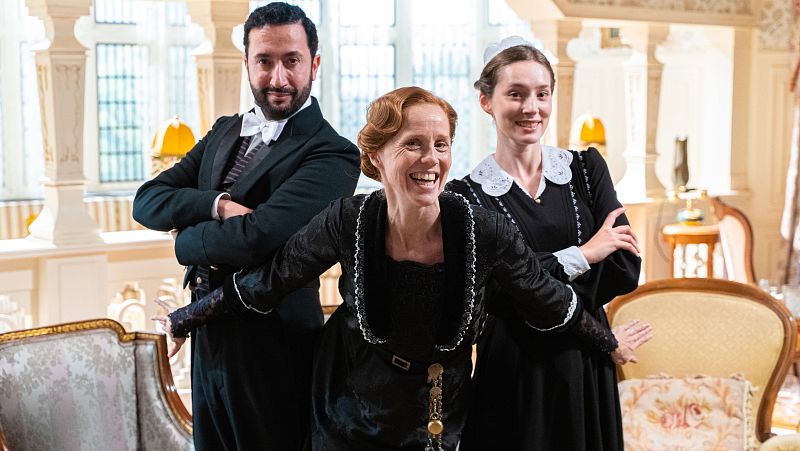 Mar�a Castro: "Creo que, con P�a, el se�or Baeza va m�s all� de la amistad"