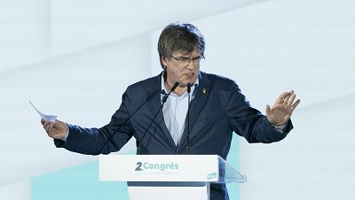 Puigdemont pide al Supremo "revocar" su procesamiento y la Fiscal�a le acusa de usar "artima�as" para eludir la justicia