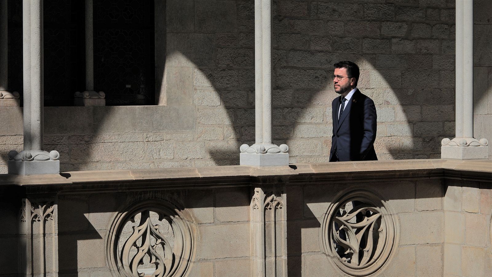 Pere Aragonès es dirigeix a la Galeria Gòtica de la Generalitat