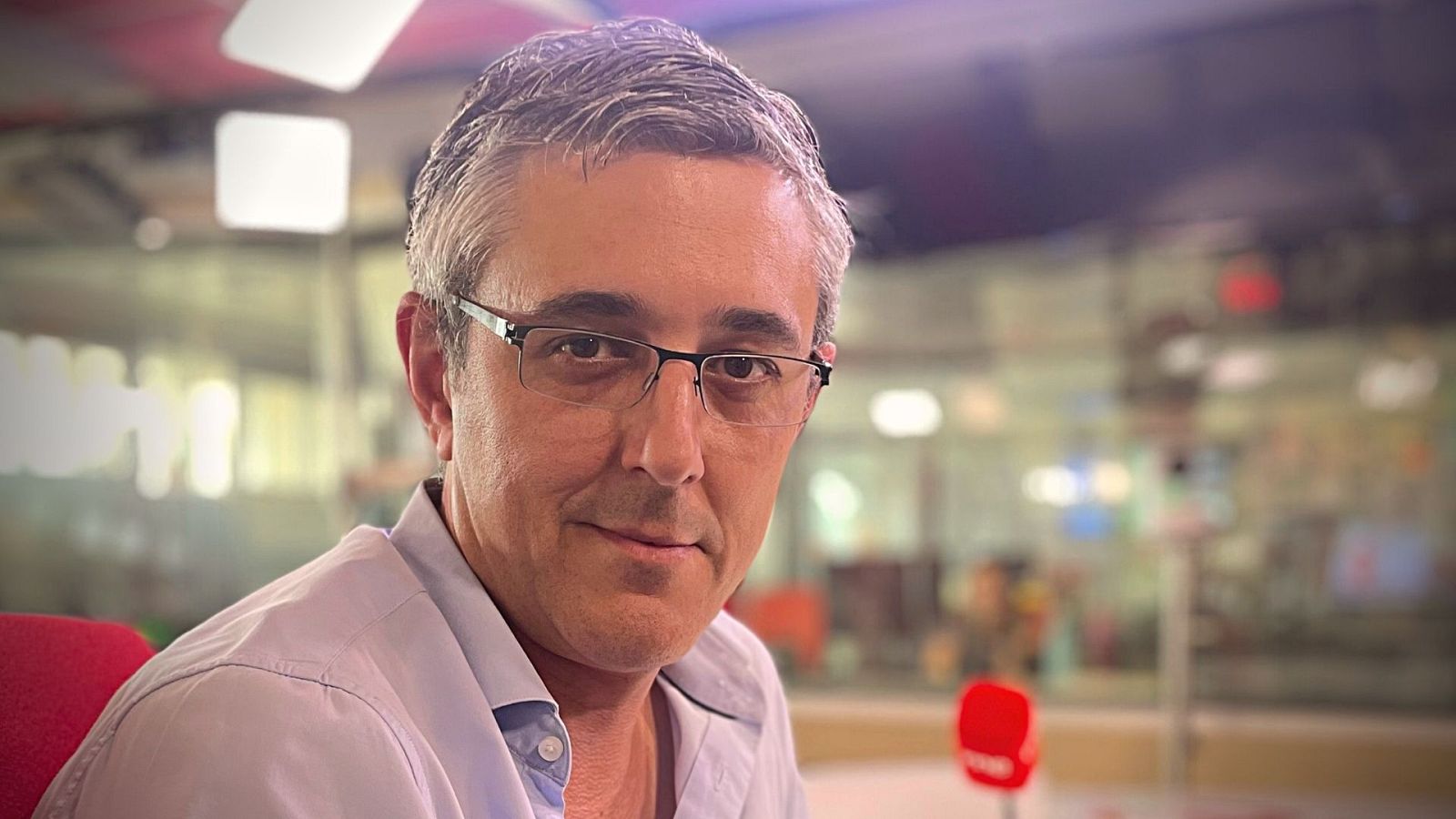 Eduardo Madina es coautor de 'Perder la gracia'