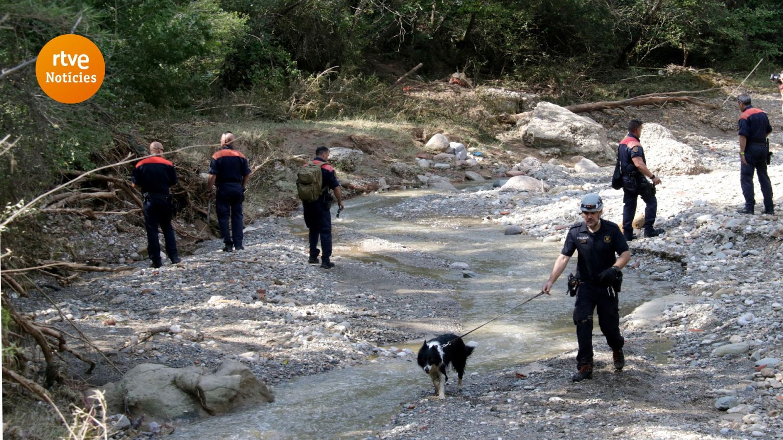 Els Mossos continuen rastrejant la riera de Gaià d'Ullastrell