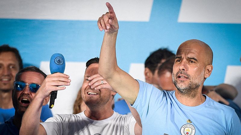 Guardiola: "Parece que la culpa de que el Barça se gaste 400 millones en tres jugadores es del City o del PSG"