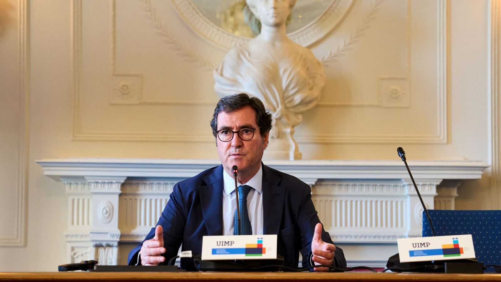 El presidente de la CEOE, Antonio Garamendi, durante el seminario de la APIE