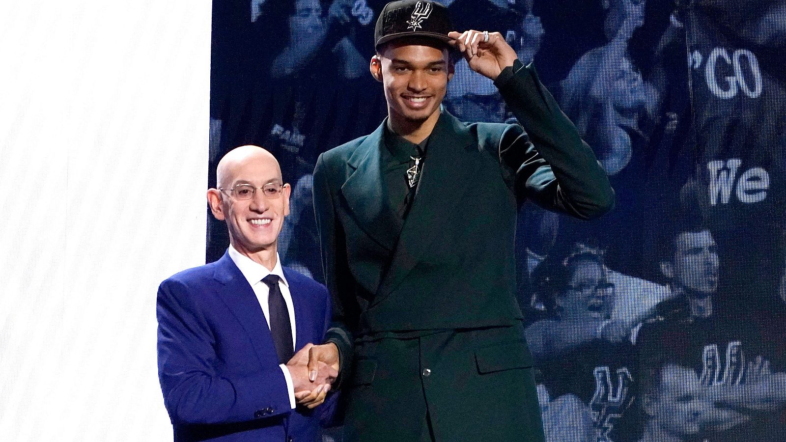 El franc�s Wembanyama reina en el draft de la NBA