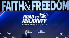 DeSantis y un Trump ausente reciben el apoyo abrumador de los evangelistas antiaborto en EE.UU.