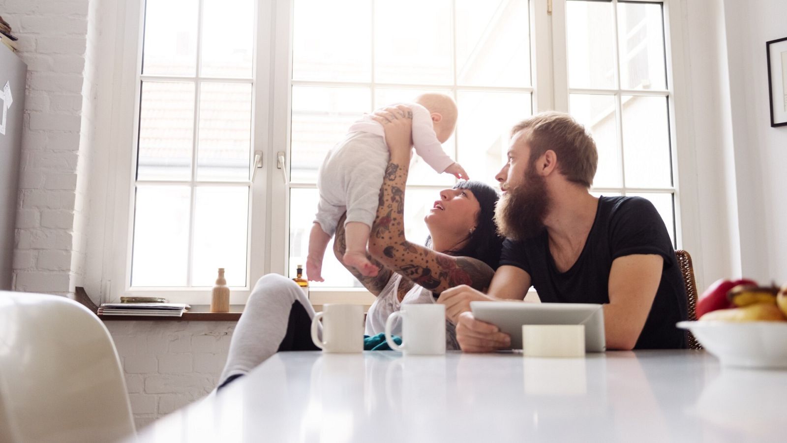 El Gobierno aprueba tres permisos para promover la conciliación familiar