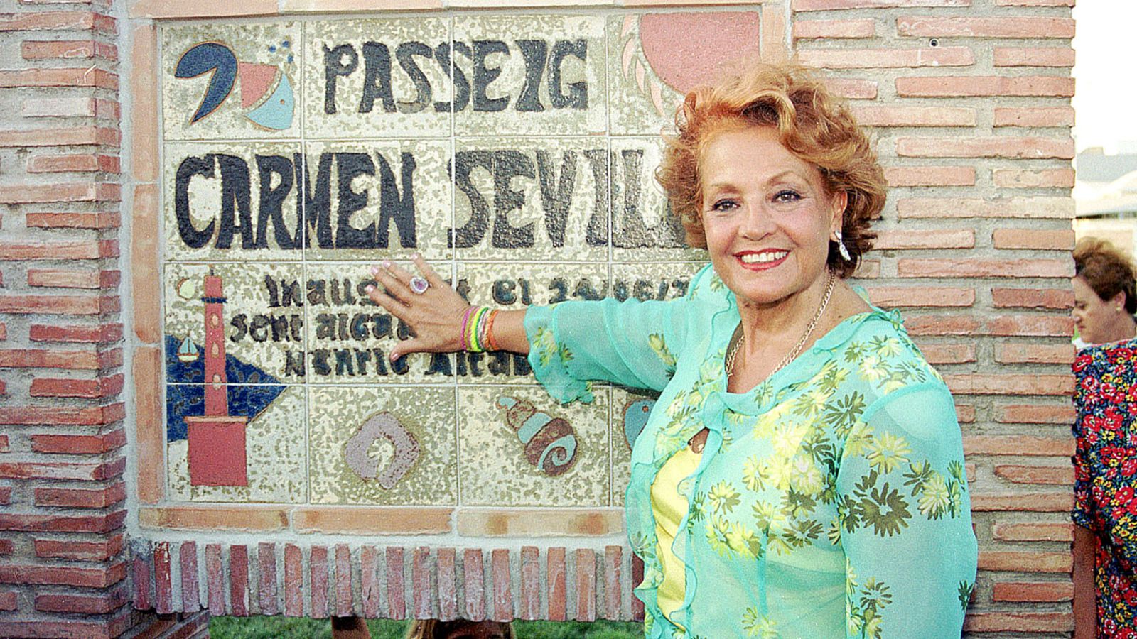 Raphael: "Carmen, mi Carmen, nuestra Carmen... ¡Jamás te olvidaré!"; las reacciones a la muerte de Carmen Sevilla