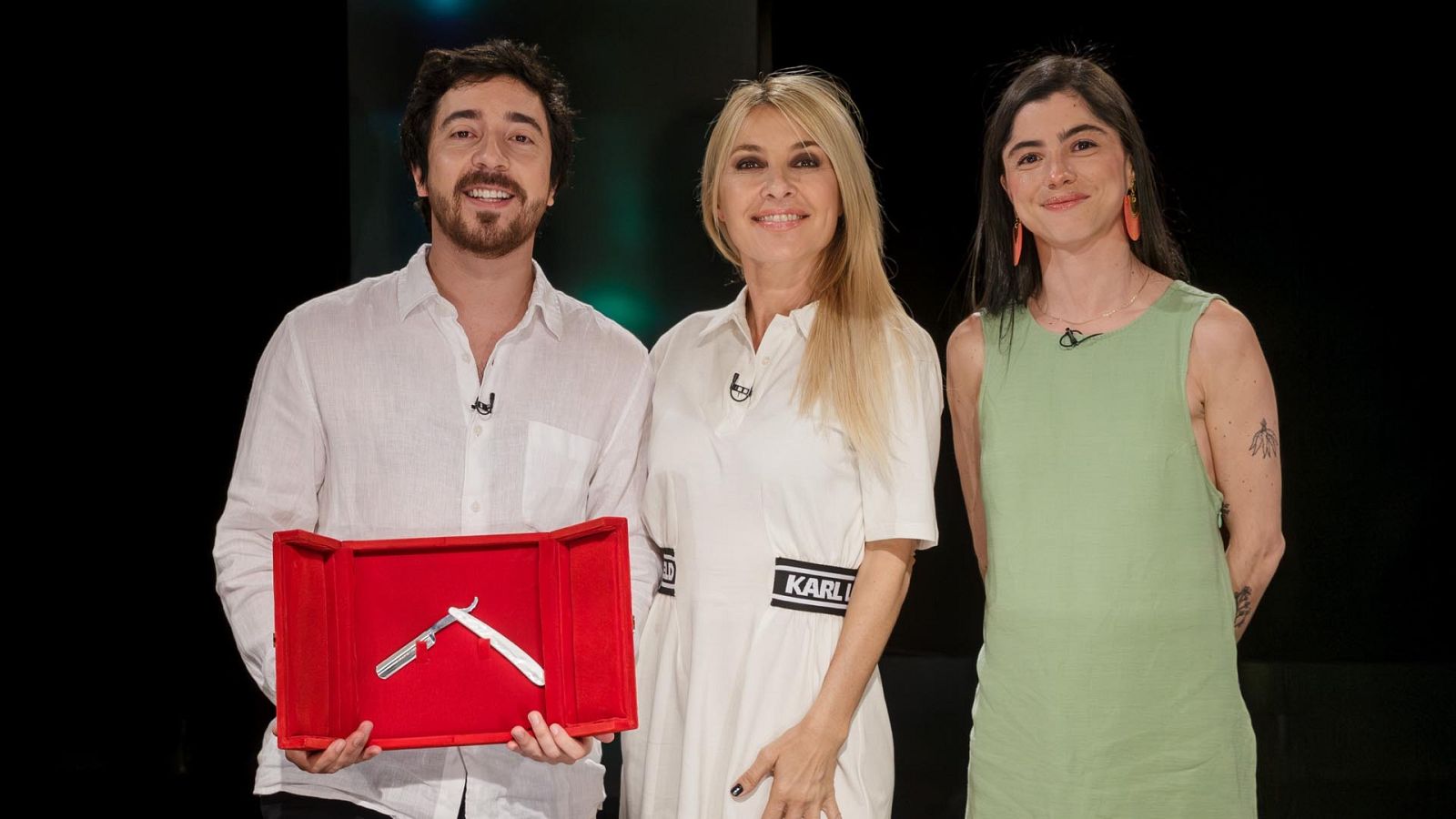 Duván Duque, ganador del primer premio por 'Todo incluido', y Alejandra Herrera, mejor actriz