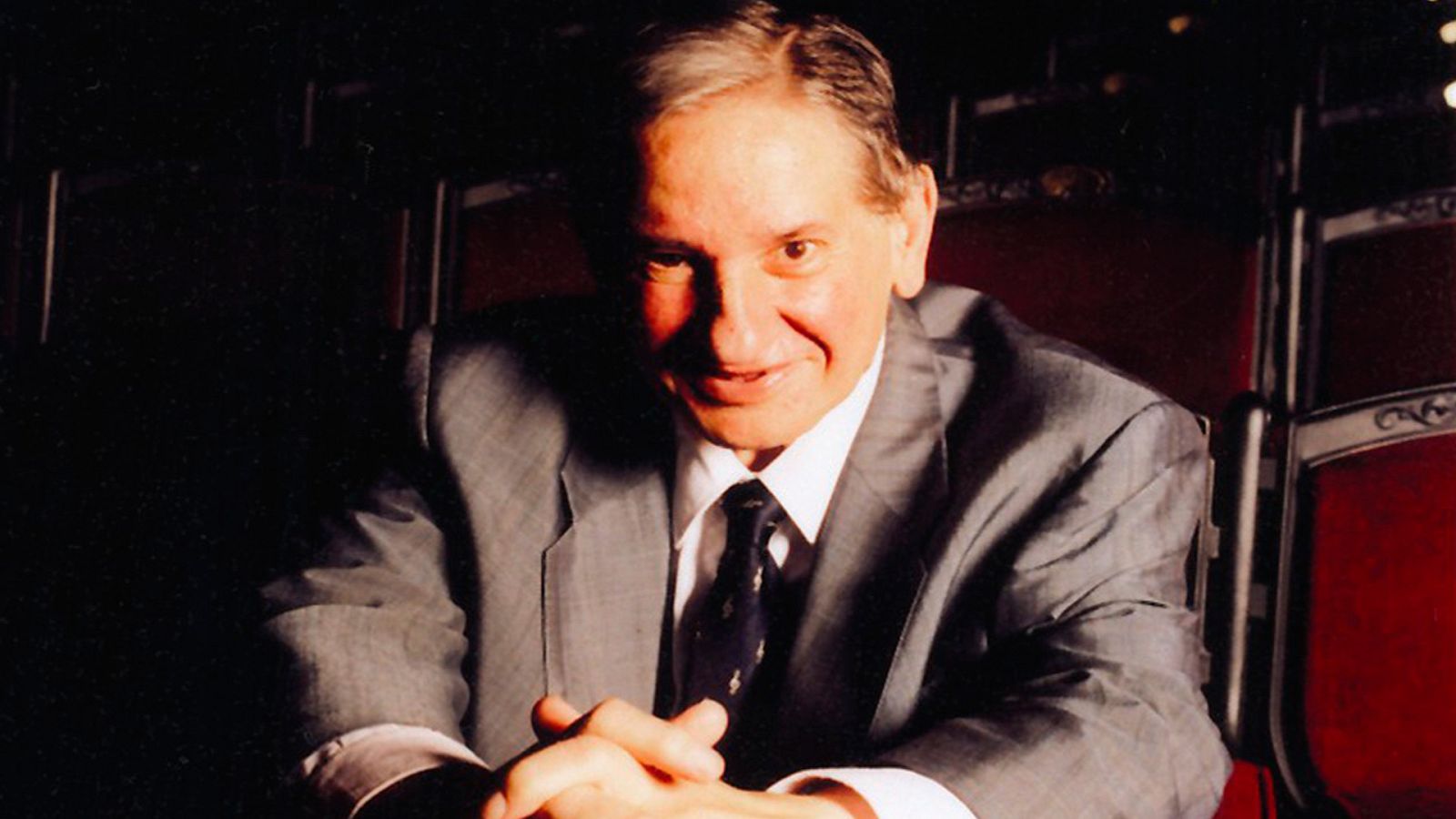 El crític musical Roger Alier ha dedicat la seva vida a la divulgació de l'òpera i la lírica