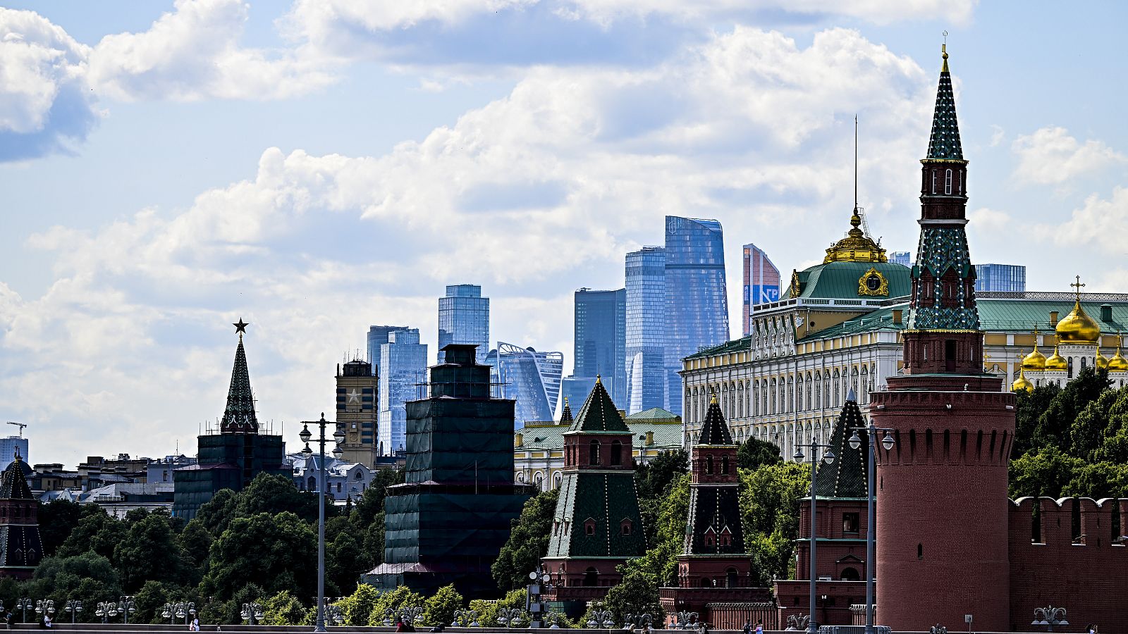 Rusia asegura haber frustrado un "ataque terrorista" con cinco drones lanzados por Ucrania contra Moscú