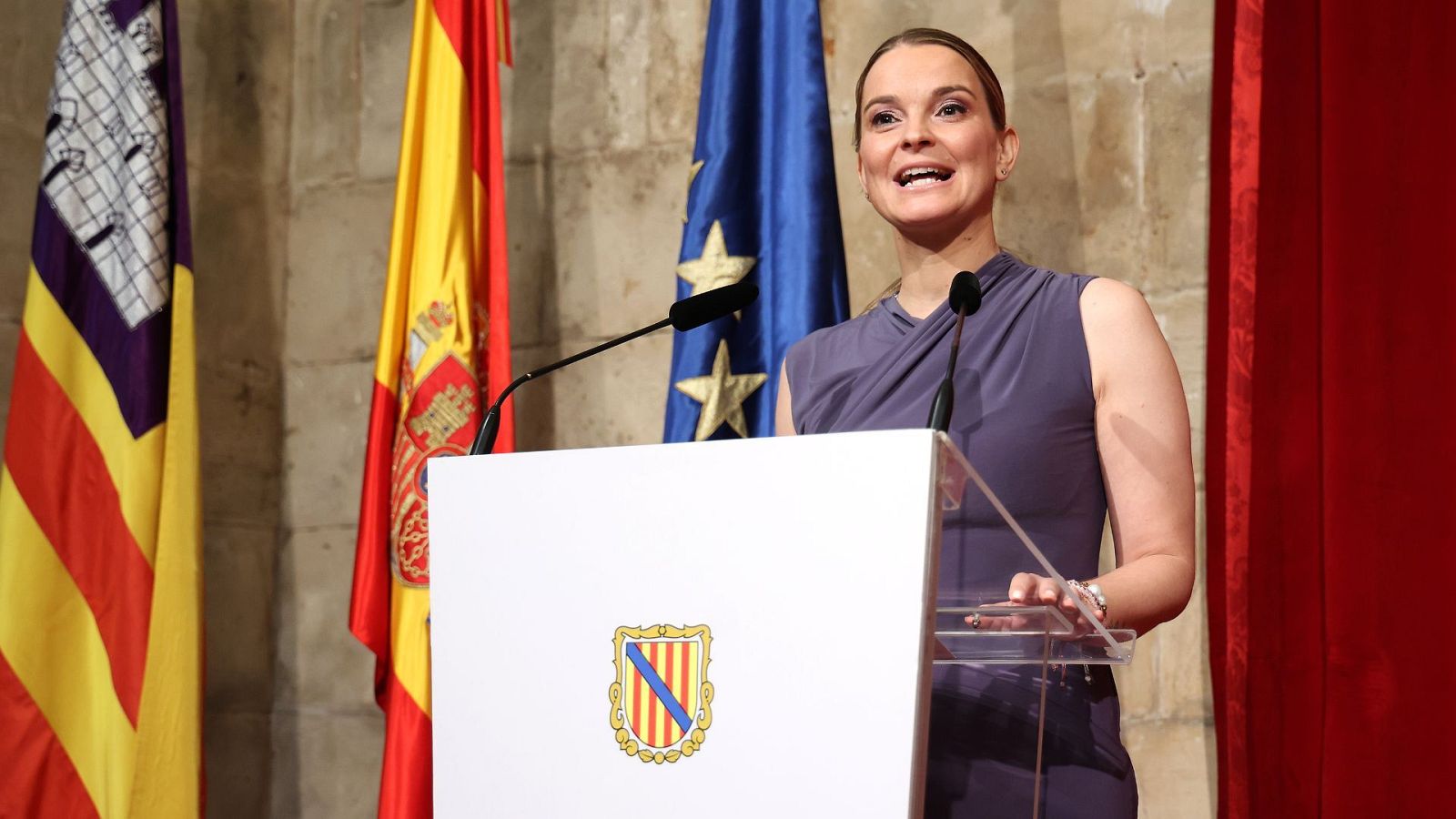 La presidenta del Govern, Margalida Prohens, informa sobre los miembros del nuevo Govern