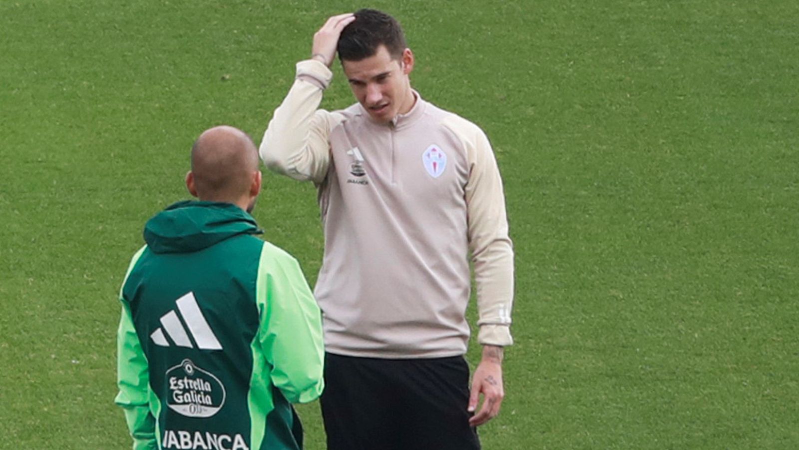 Santi Mina, obligado a reincorporarse a los entrenamientos del Celta