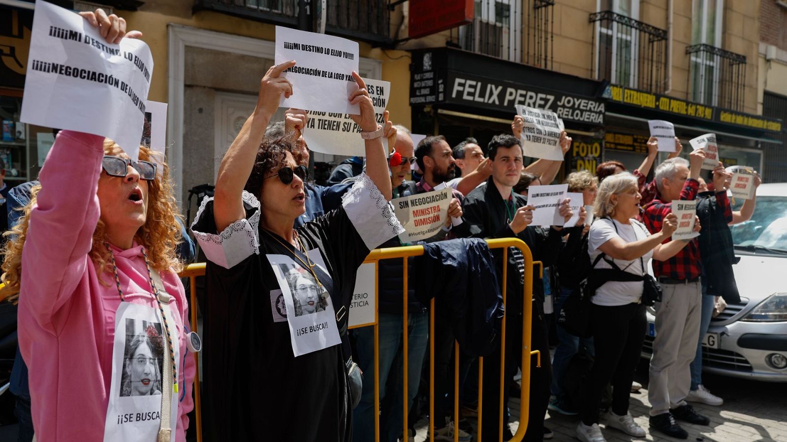 Concentración a las puertas del Ministerio de Justicia