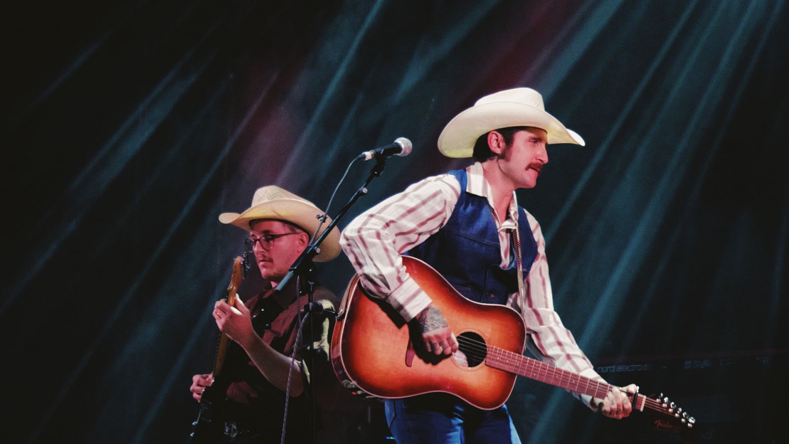 Jesse Daniel en un momento de su concierto en Huercasa 2023